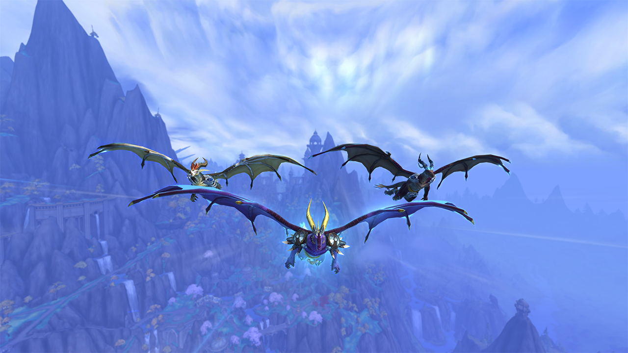 Tres dracthyr en formación en V.